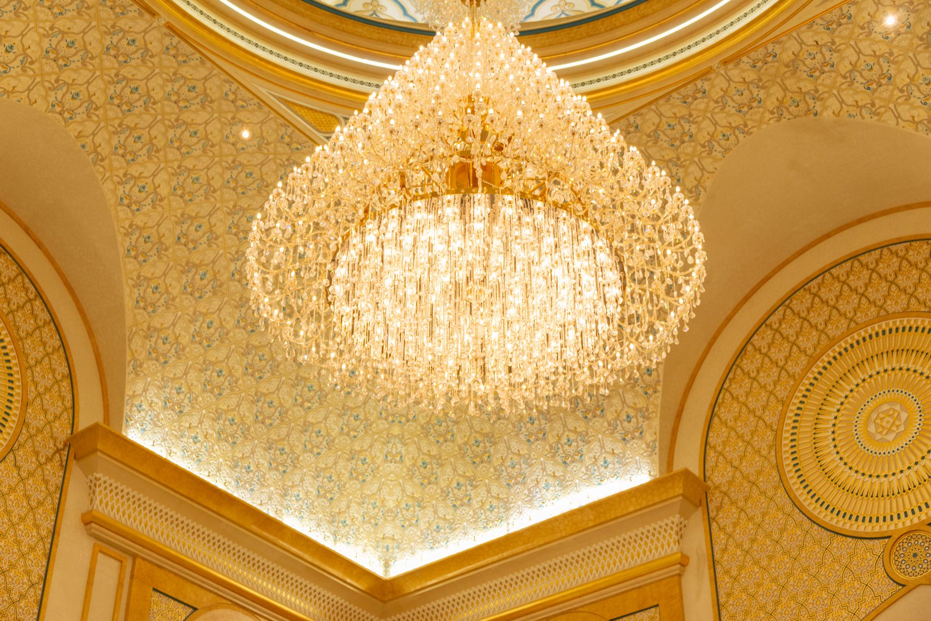 Suspensions, wall sconces, and decorative lighting